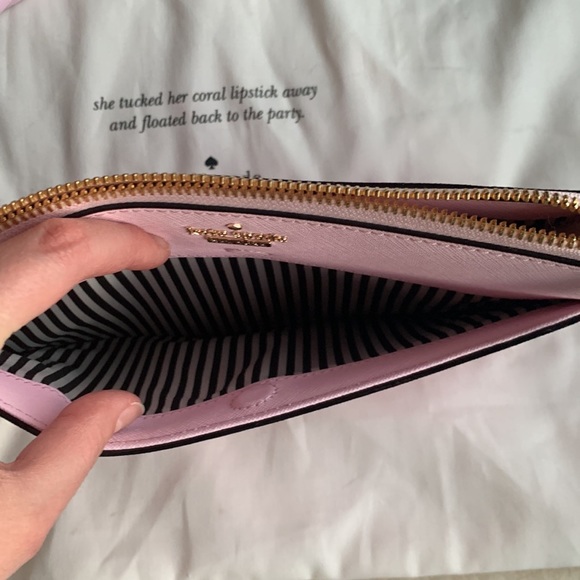 Kate Spade Clarise Crossbody - Picture 4 of 4